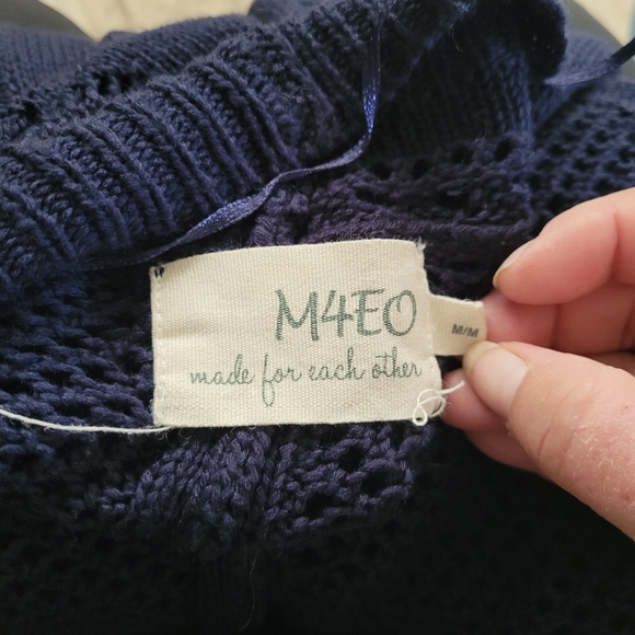 M4EO women's cardigan. Size medium. - Picture 4 of 5
